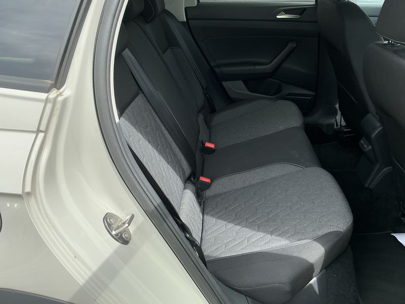 Volkswagen Taigo 1.0 TSI Move — zdjęcie 14