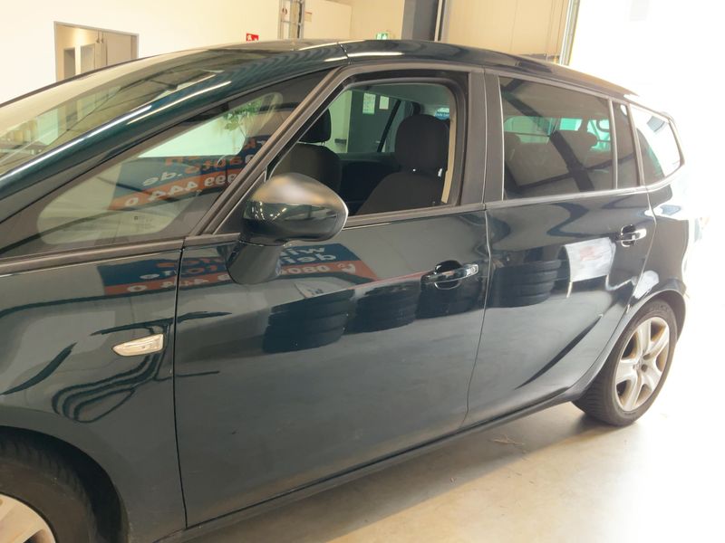 Opel Zafira Tourer 1.4 Turbo Selective — zdjęcie 4