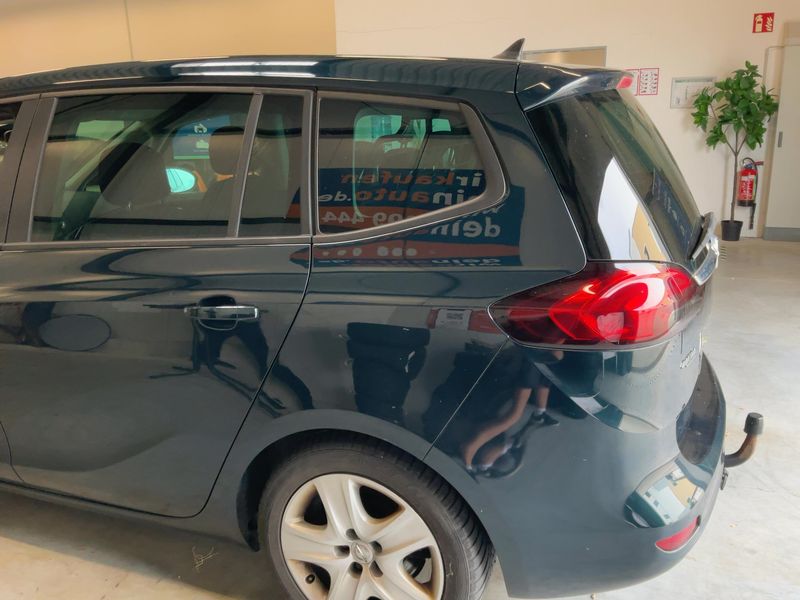 Opel Zafira Tourer 1.4 Turbo Selective — zdjęcie 3