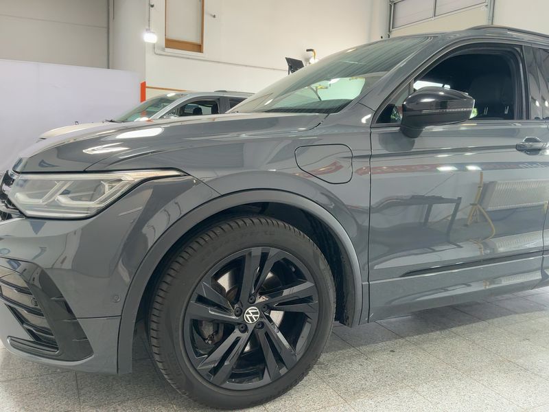 Volkswagen Tiguan 1.4 eHybrid R-Line — zdjęcie 2