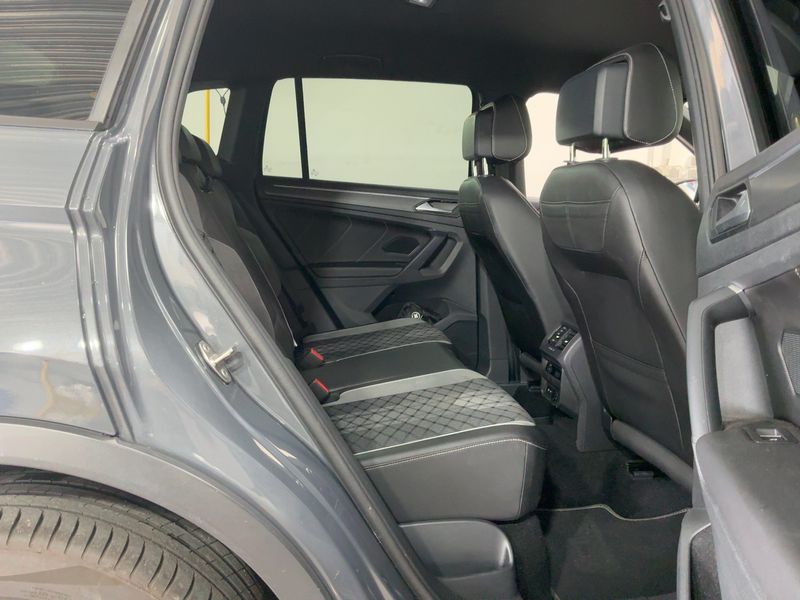 Volkswagen Tiguan 1.4 eHybrid R-Line — zdjęcie 14