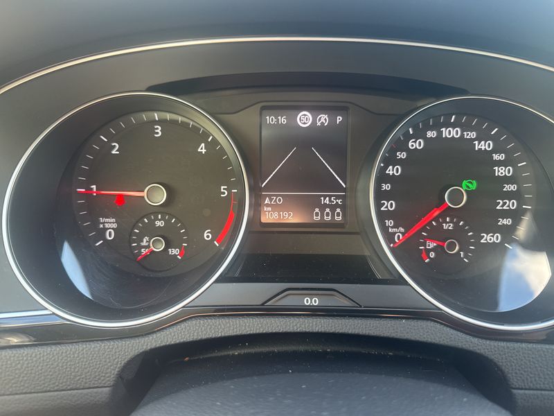 Volkswagen Passat 2.0 TDI Business — zdjęcie 12