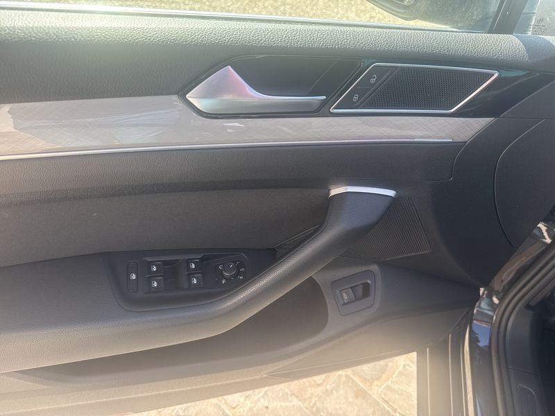Volkswagen Passat 2.0 TDI Business — zdjęcie 22