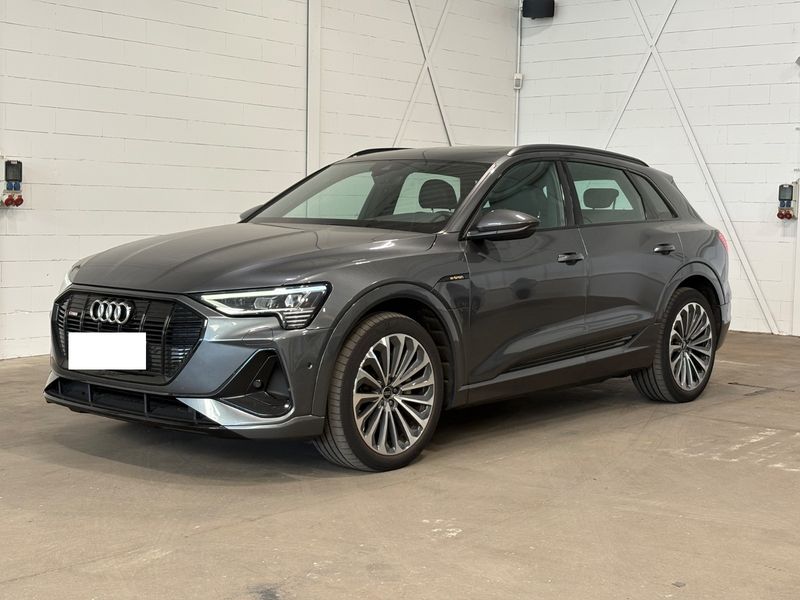 Audi e-tron 55 quattro S line