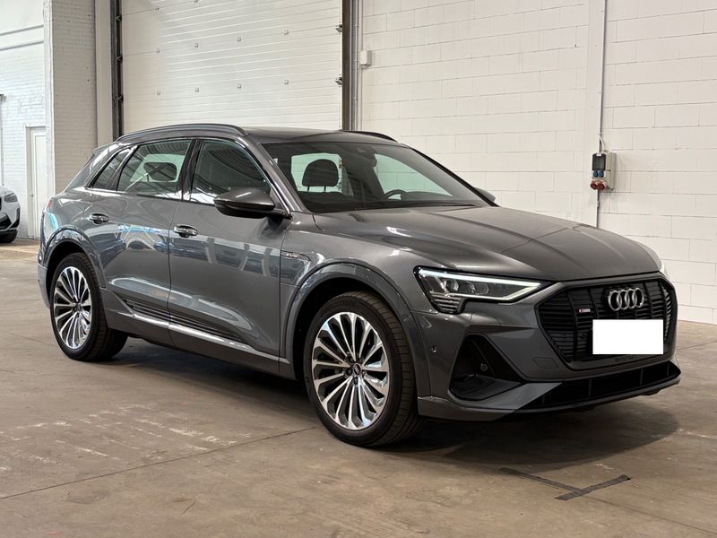 Audi e-tron 55 quattro S line — zdjęcie 4