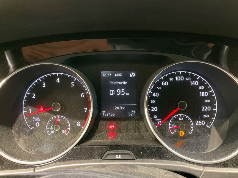 Volkswagen Touran 1.4 TSI Comfortline BlueMotion Tech — zdjęcie 13