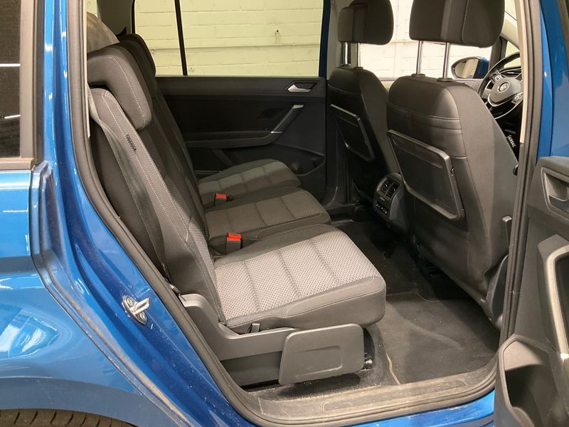 Volkswagen Touran 1.4 TSI Comfortline BlueMotion Tech — zdjęcie 14