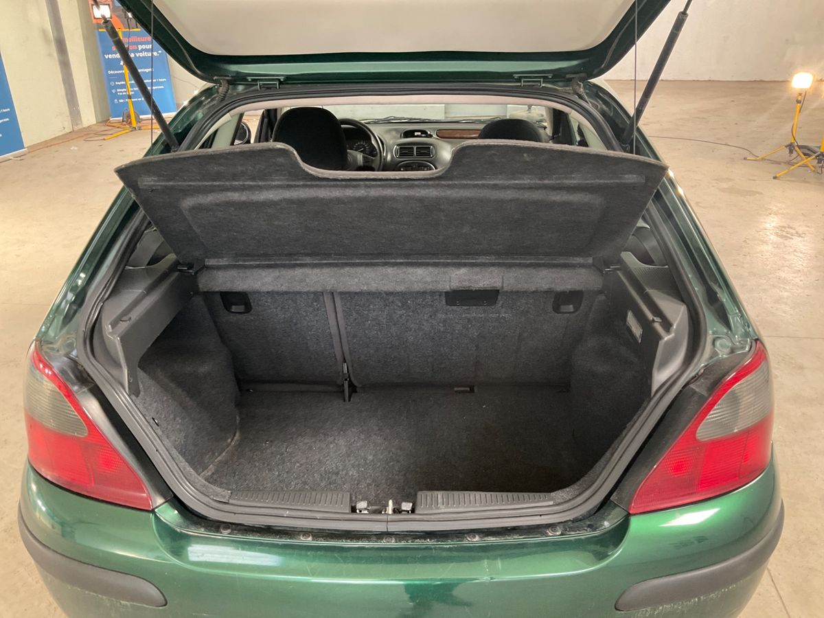 Rover 25 2002 — photo 9