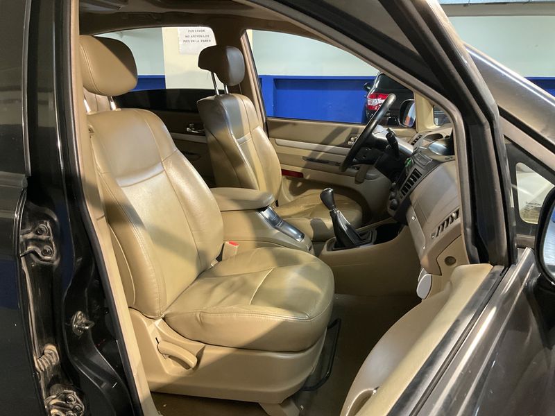 Ssangyong Rodius 270 Xdi — zdjęcie 3