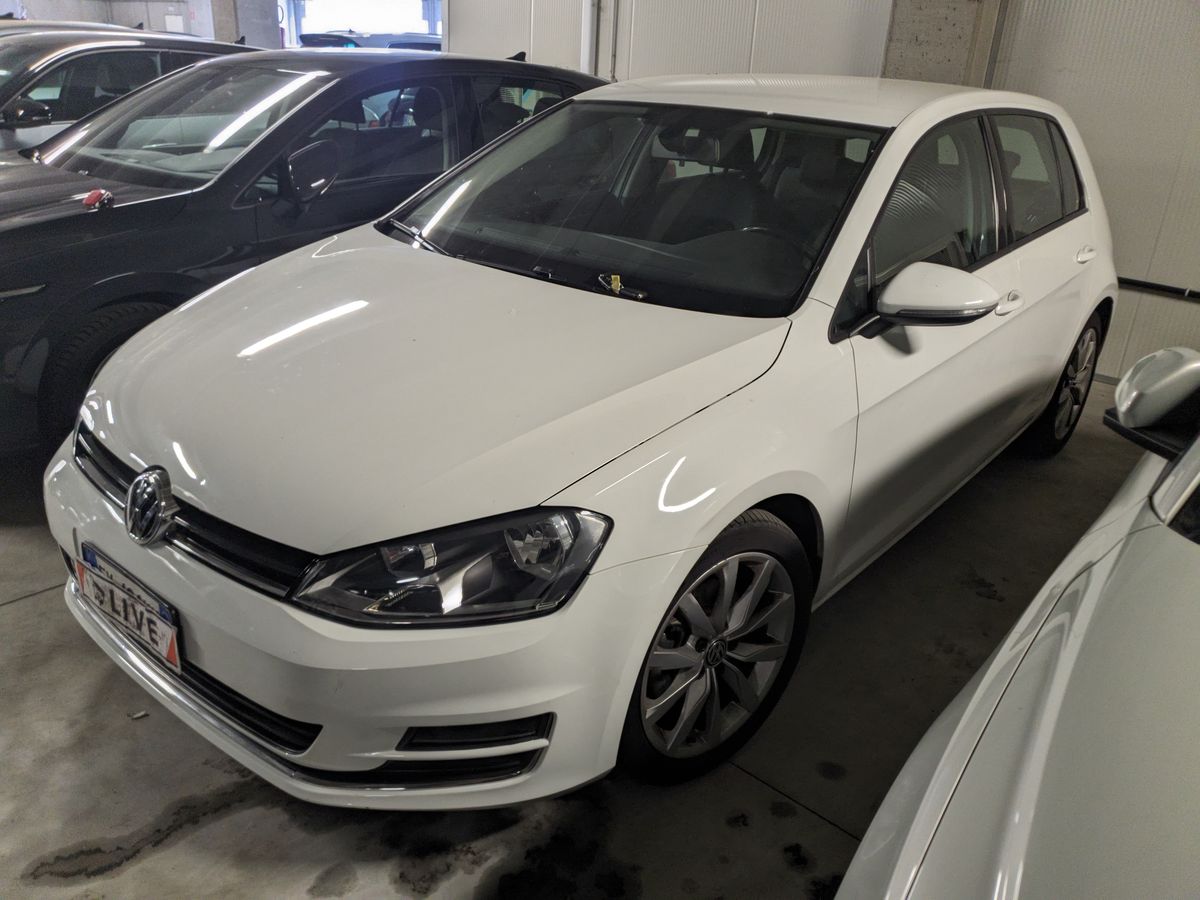 Volkswagen Golf 2015 — photo 1