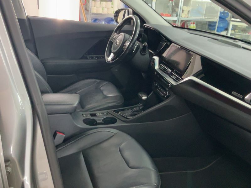 Kia Niro 1.6 Plug-in Hybrid Spirit — zdjęcie 11