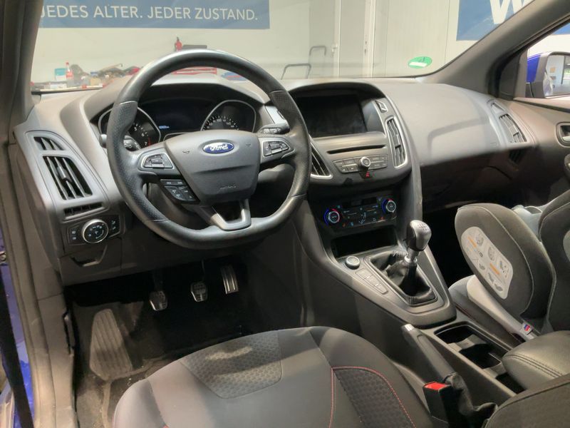 Ford Focus 1.0 EcoBoost ST-Line 2018 – снимка 18