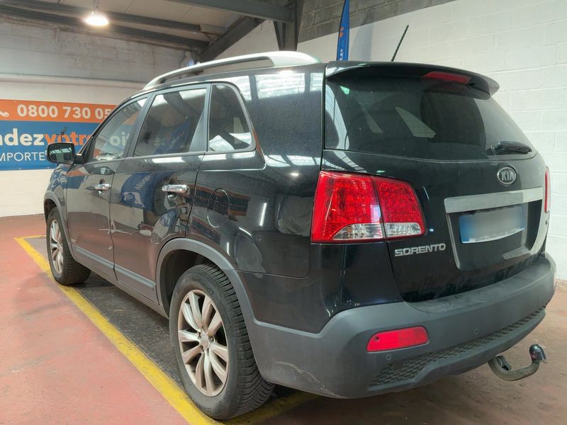 Kia Sorento 2.2 CRDi Vision 4WD — zdjęcie 3