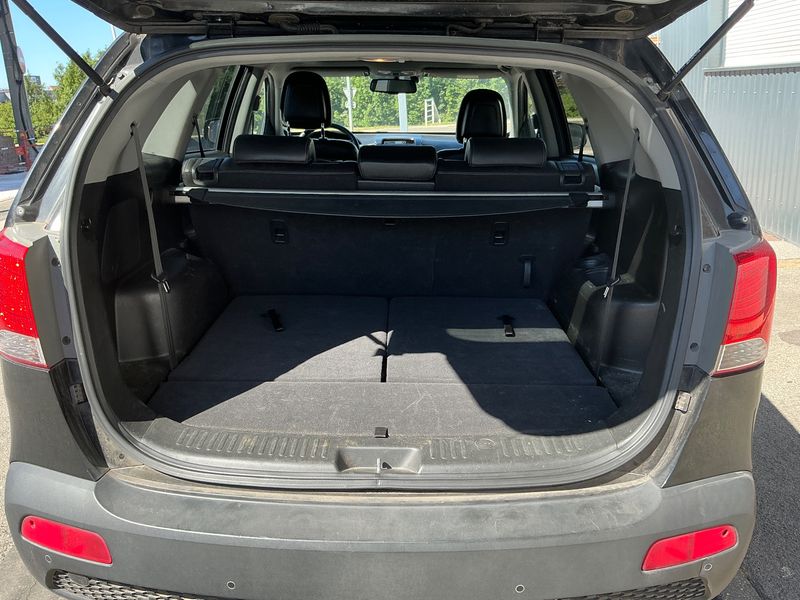 Kia Sorento 2.2 CRDi Vision 4WD — zdjęcie 10