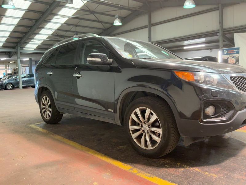 Kia Sorento 2.2 CRDi Vision 4WD — zdjęcie 8