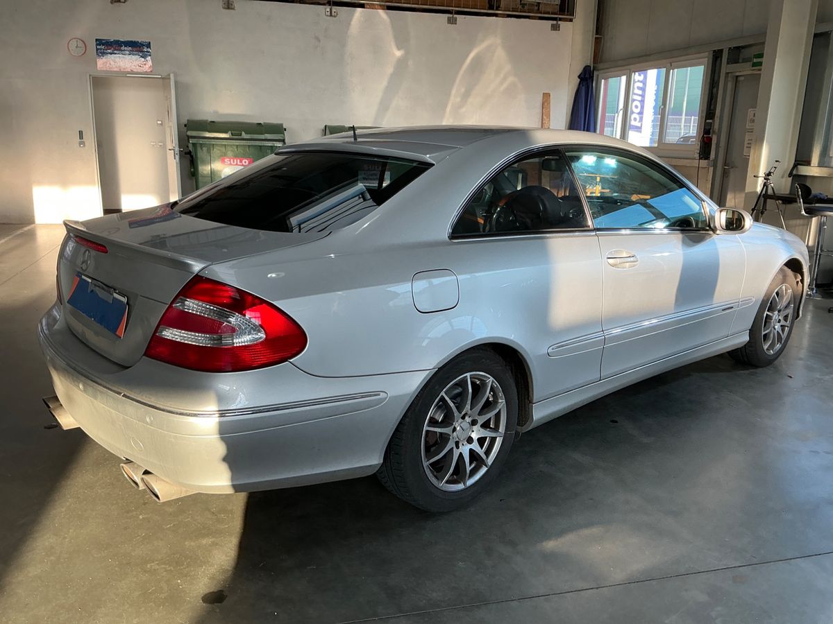 Mercedes-Benz CLK-Klasse CLK 320 Elegance