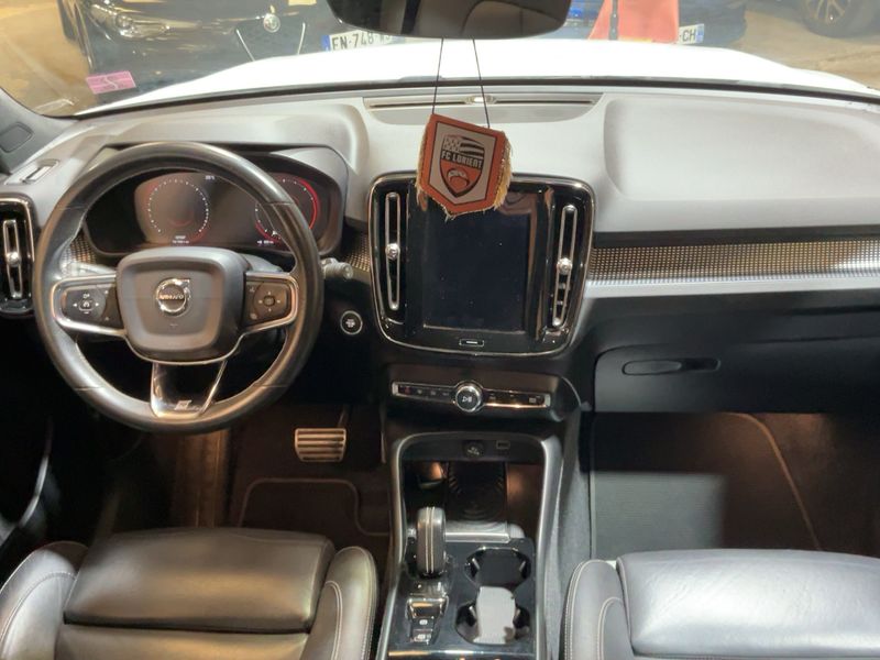 Volvo XC40 2.0 D3 2WD 2018 – снимка 17