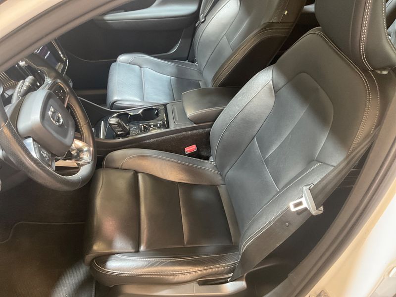 Volvo XC40 2.0 D3 2WD 2018 – снимка 23