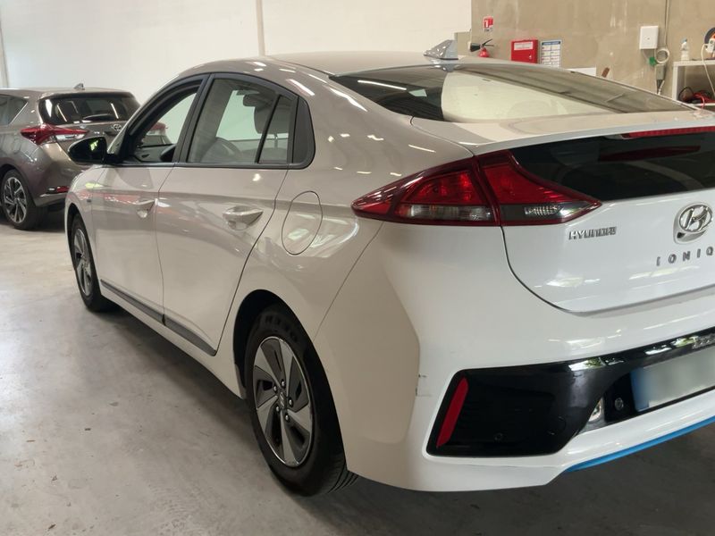 Hyundai IONIQ 1.6 Hybrid Trend — zdjęcie 3