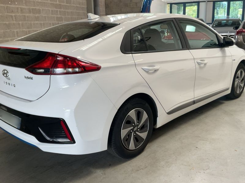 Hyundai IONIQ 1.6 Hybrid Trend — zdjęcie 6