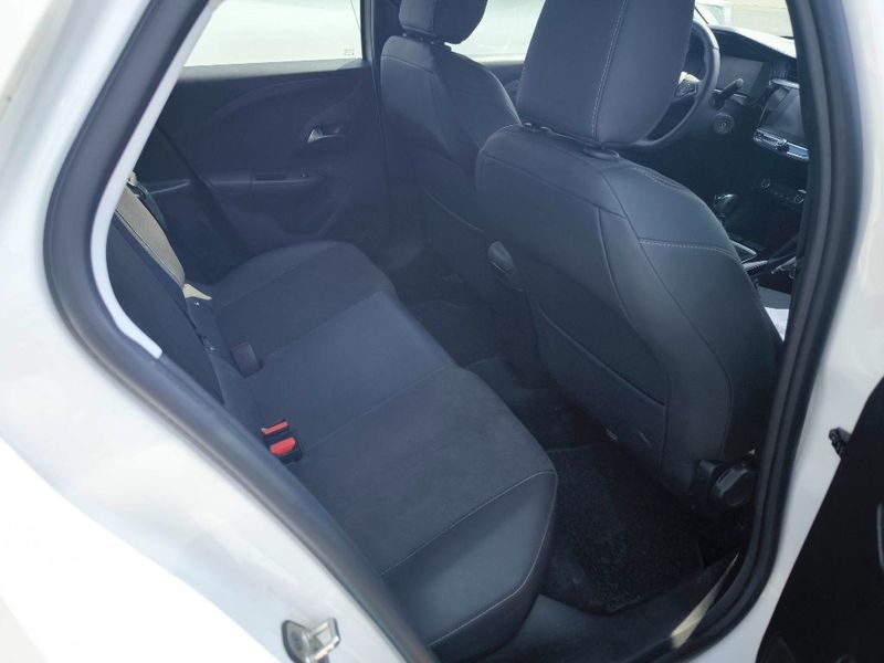 Opel Corsa 1.2 Turbo Elegance — zdjęcie 13