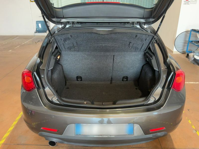 Alfa Romeo Giulietta 1.4 Turbo Progression — zdjęcie 10
