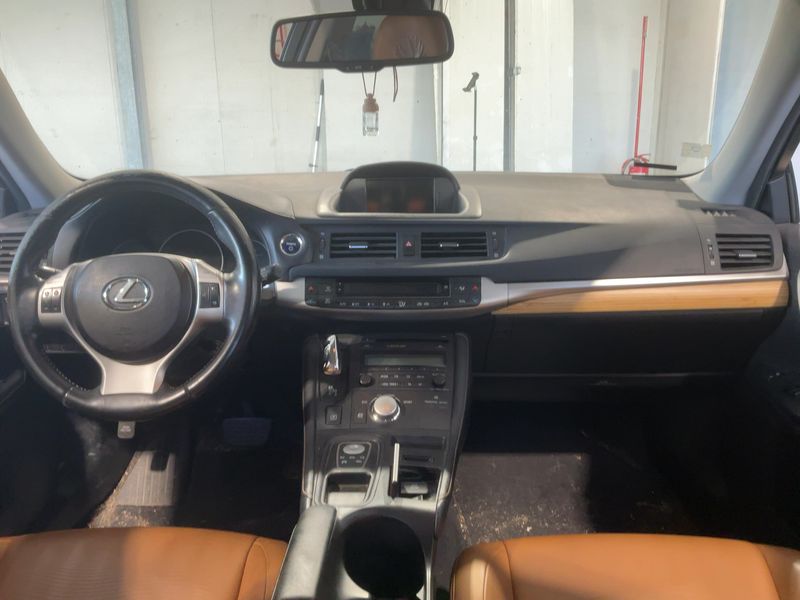 Lexus CT-Serie CT 200h Executive Line — zdjęcie 12