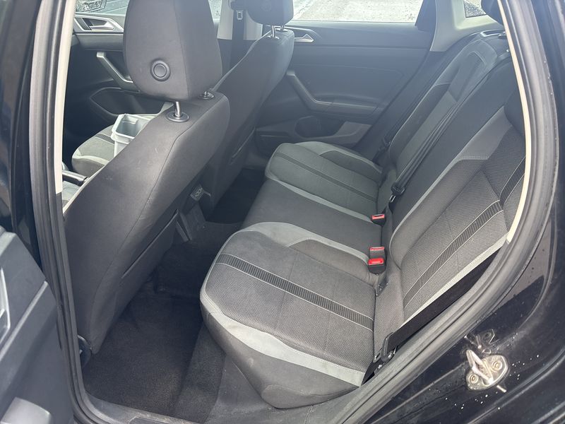 Volkswagen Polo 1.0 TSI Highline — zdjęcie 14