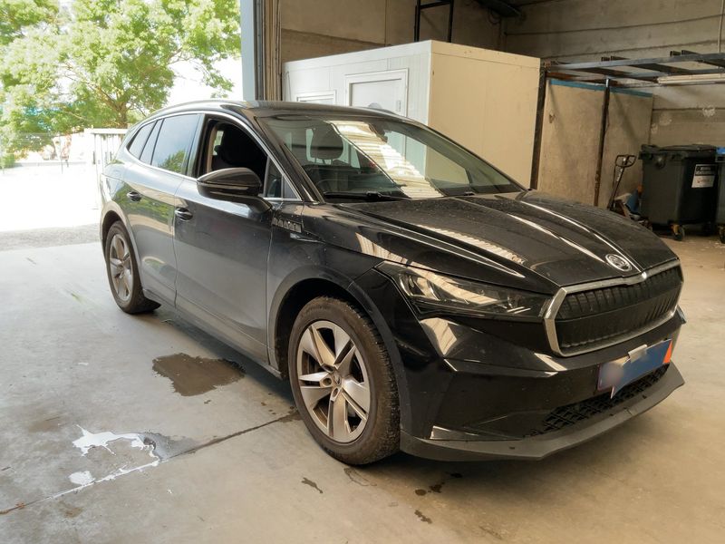 Skoda Enyaq iV 80 Lounge — zdjęcie 8