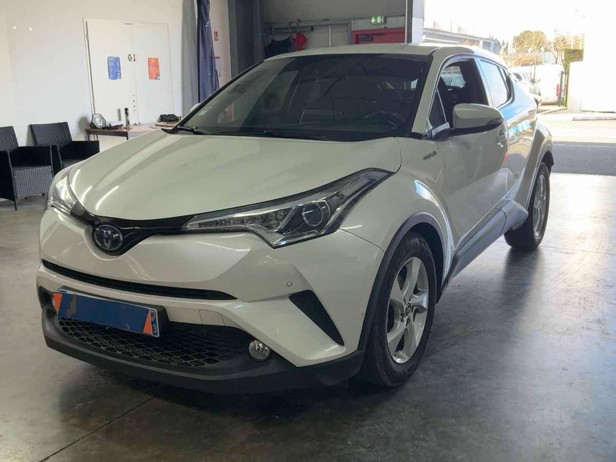 Toyota C-HR d'occasion