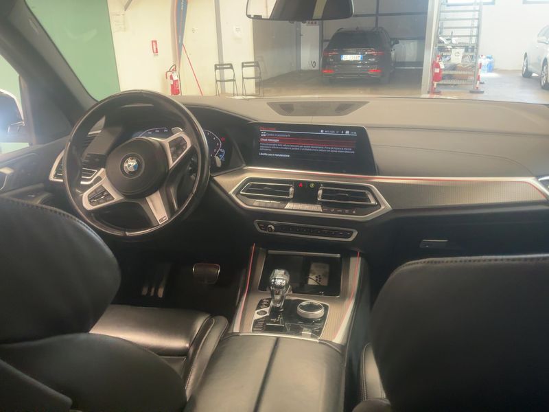 BMW X5 xDrive 45e M Sport — zdjęcie 12
