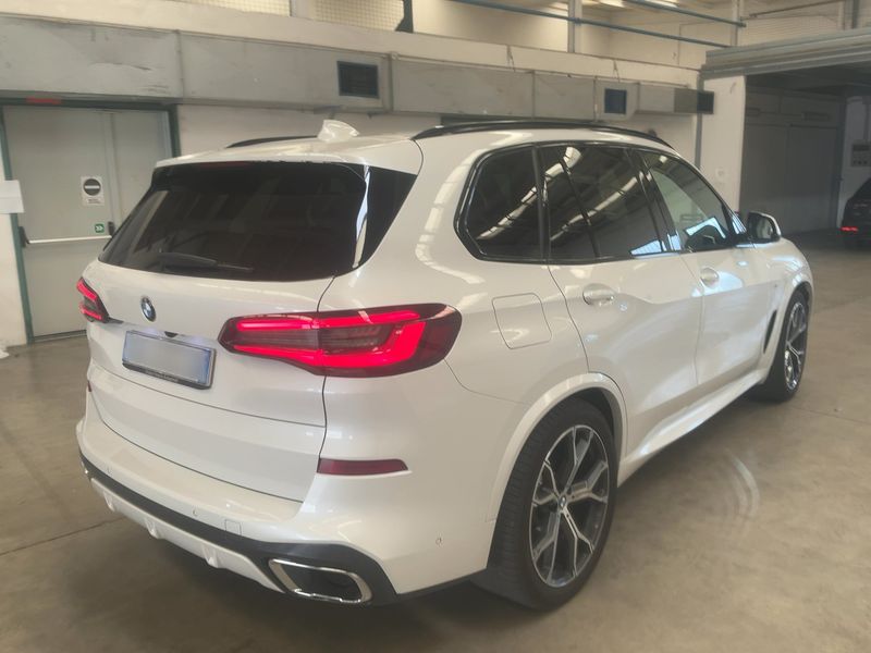 BMW X5 xDrive 45e M Sport — zdjęcie 6