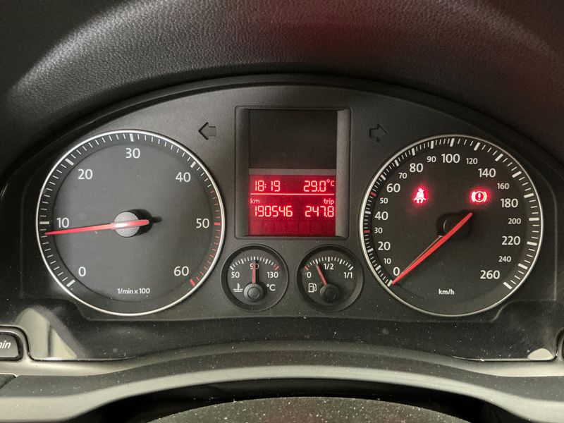 Volkswagen Golf V 1.9 TDI Trendline — zdjęcie 4