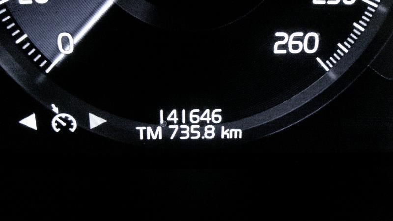 Volvo V60 Cross Country 2.0 B4 Mild-Hybrid Core AWD — zdjęcie 12