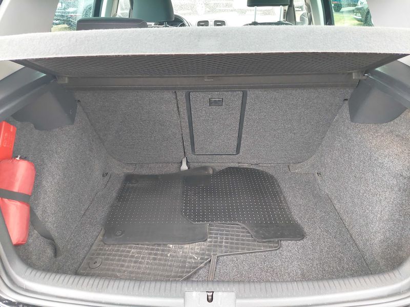Volkswagen Golf VI 1.6 TDI Style — zdjęcie 9