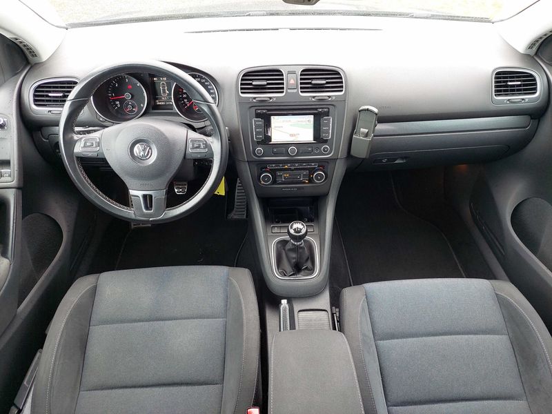 Volkswagen Golf VI 1.6 TDI Style — zdjęcie 11