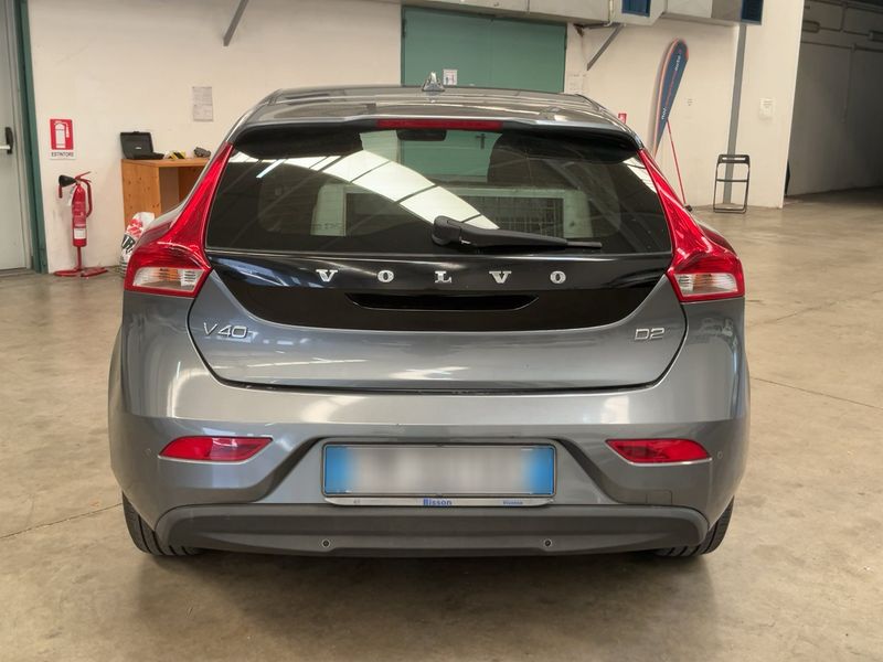 Volvo V40 2.0 D2 Momentum — zdjęcie 5