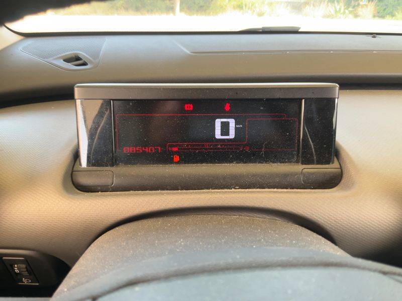 Citroen C4 Cactus 1.6 Blue-HDi Shine Edition Urban — zdjęcie 13