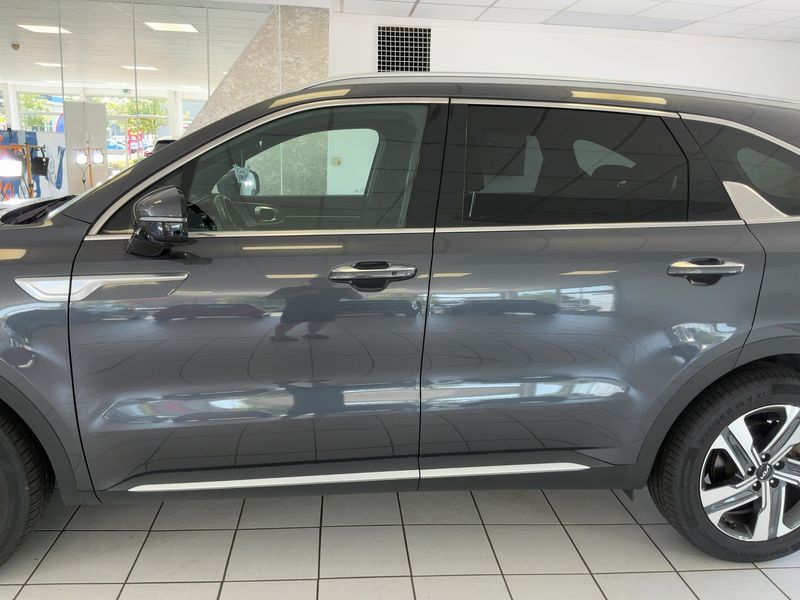 Kia Sorento 1.6 TGDI Plug-in Hybrid Platinum 4WD — zdjęcie 4