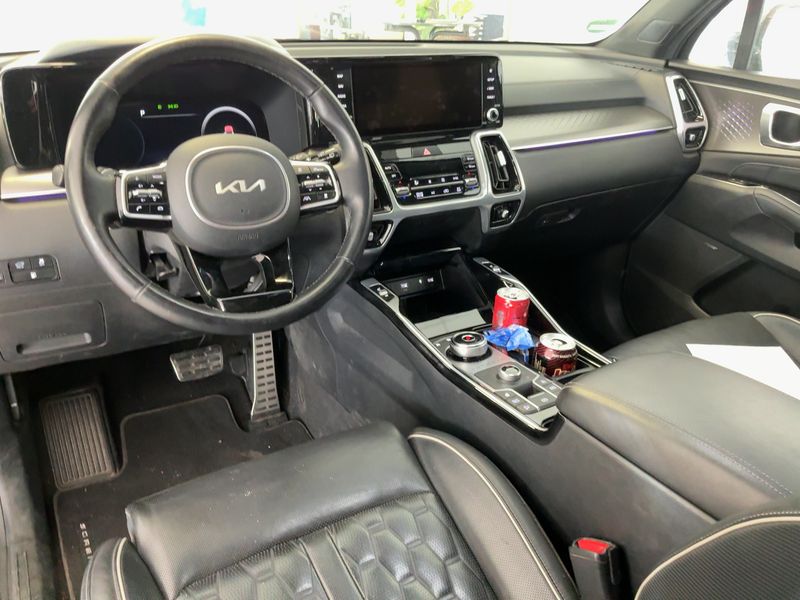 Kia Sorento 1.6 TGDI Plug-in Hybrid Platinum 4WD — zdjęcie 12