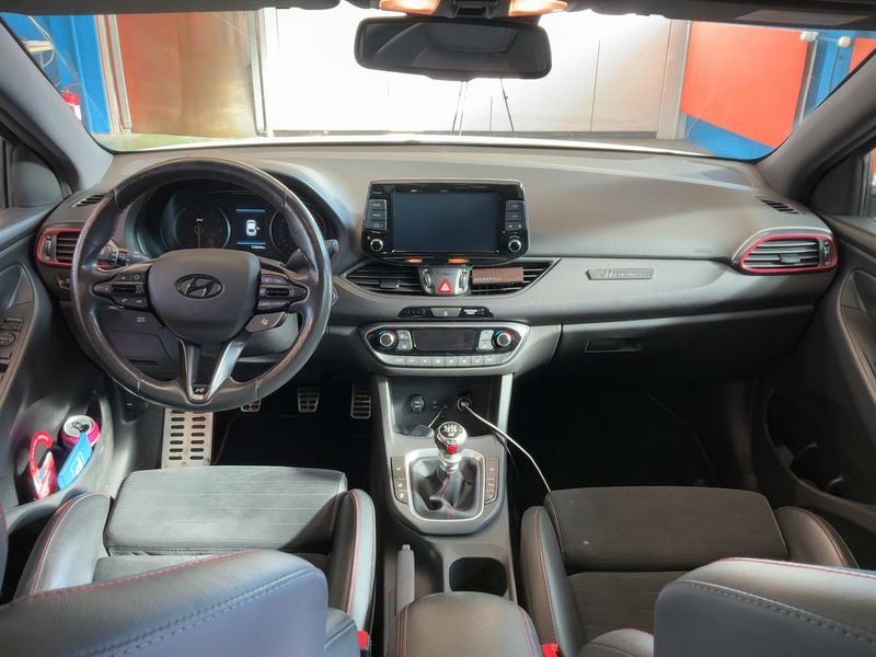 Hyundai i30 2.0 TGDI N Performance — zdjęcie 12