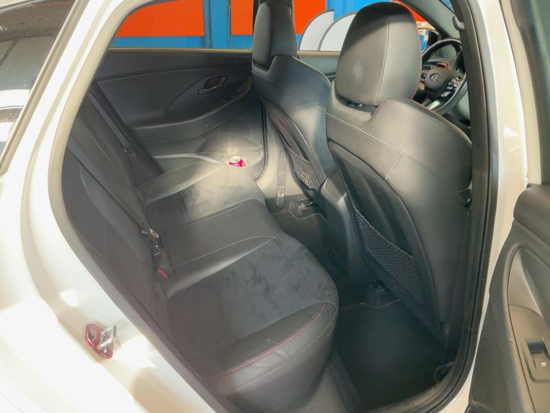 Hyundai i30 2.0 TGDI N Performance — zdjęcie 14