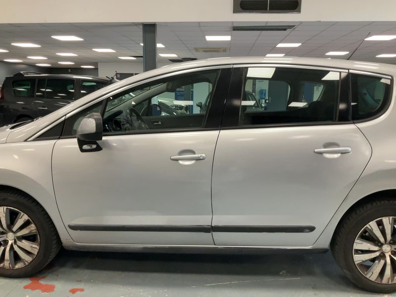 Peugeot 3008 1.6 HDi Active — zdjęcie 4