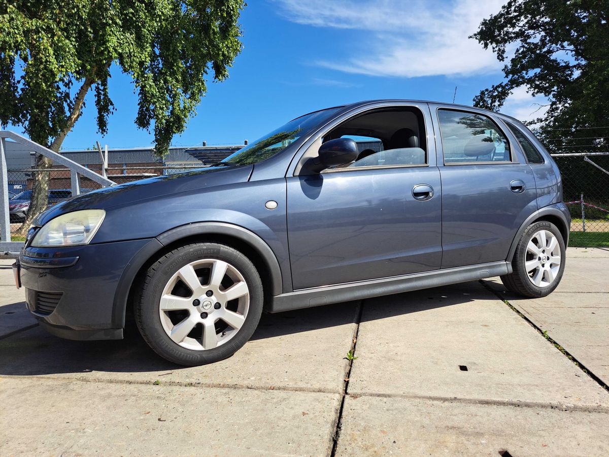 Opel Corsa 1.2 Edition
