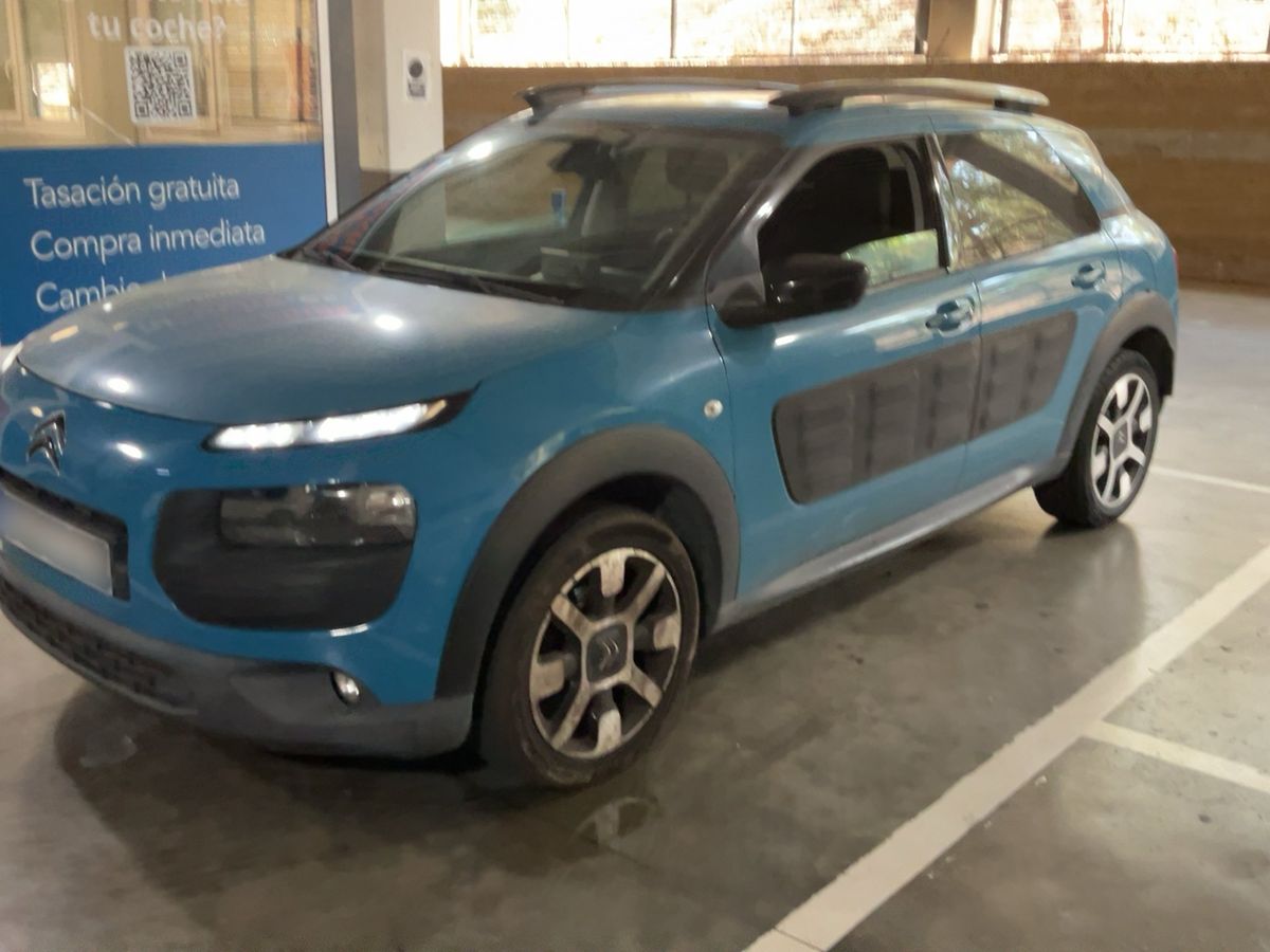 Citroen C4 2017 — photo 1