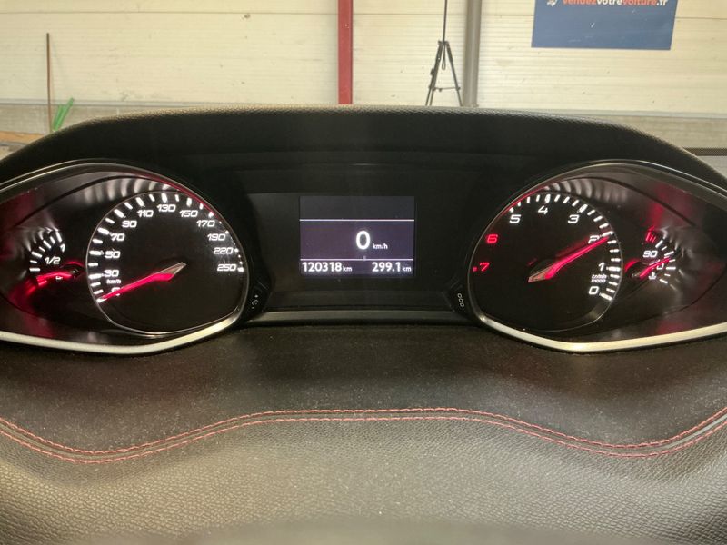 Peugeot 308 1.2 PureTech GT — zdjęcie 13