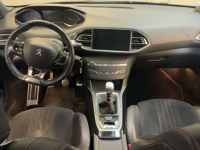 Peugeot 308 1.2 PureTech GT — zdjęcie 12