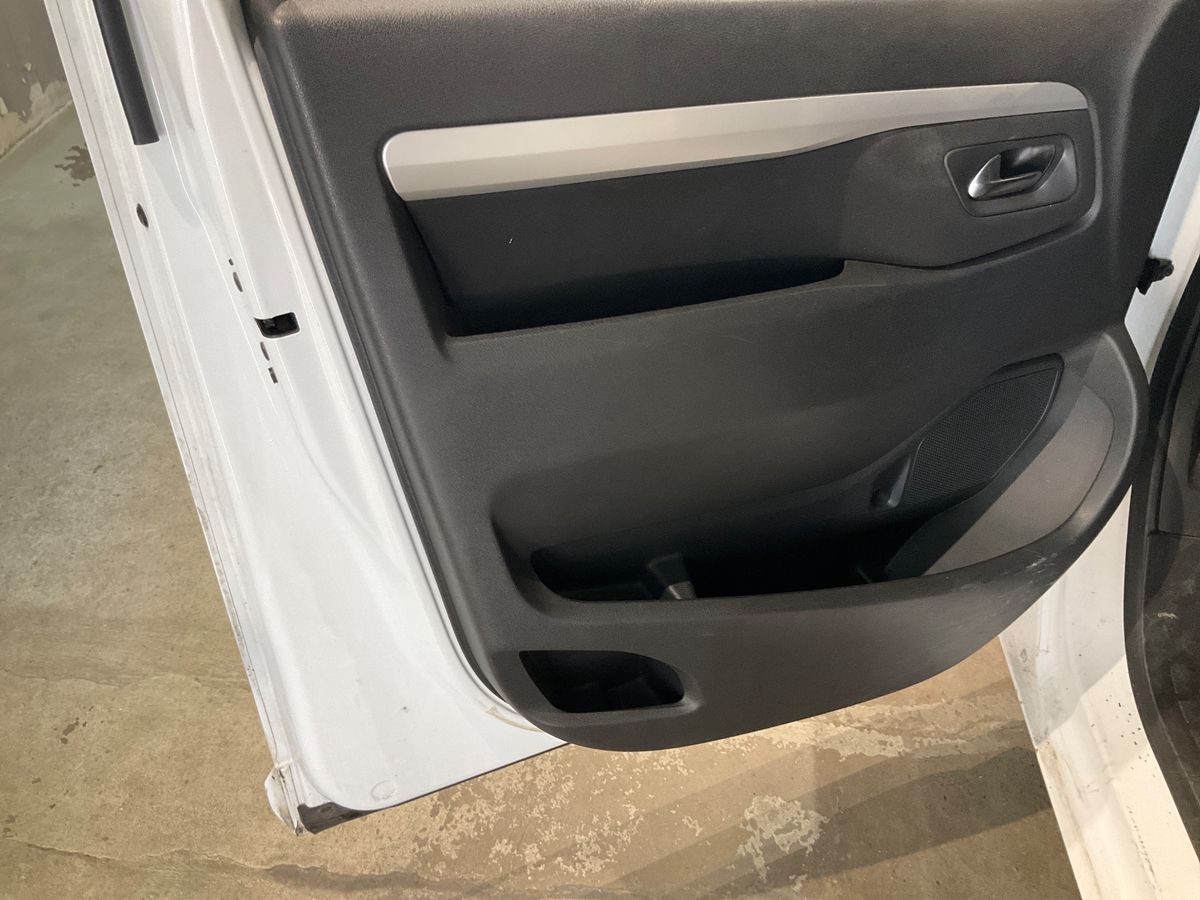 Toyota ProAce 2017 — photo 25