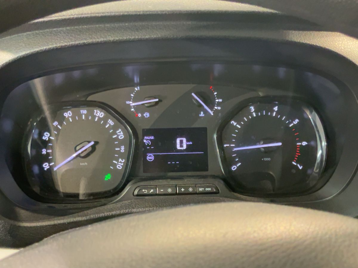 Toyota ProAce 2017 — photo 19