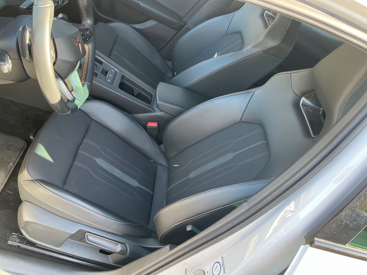 Cupra Leon 2022 — photo 32